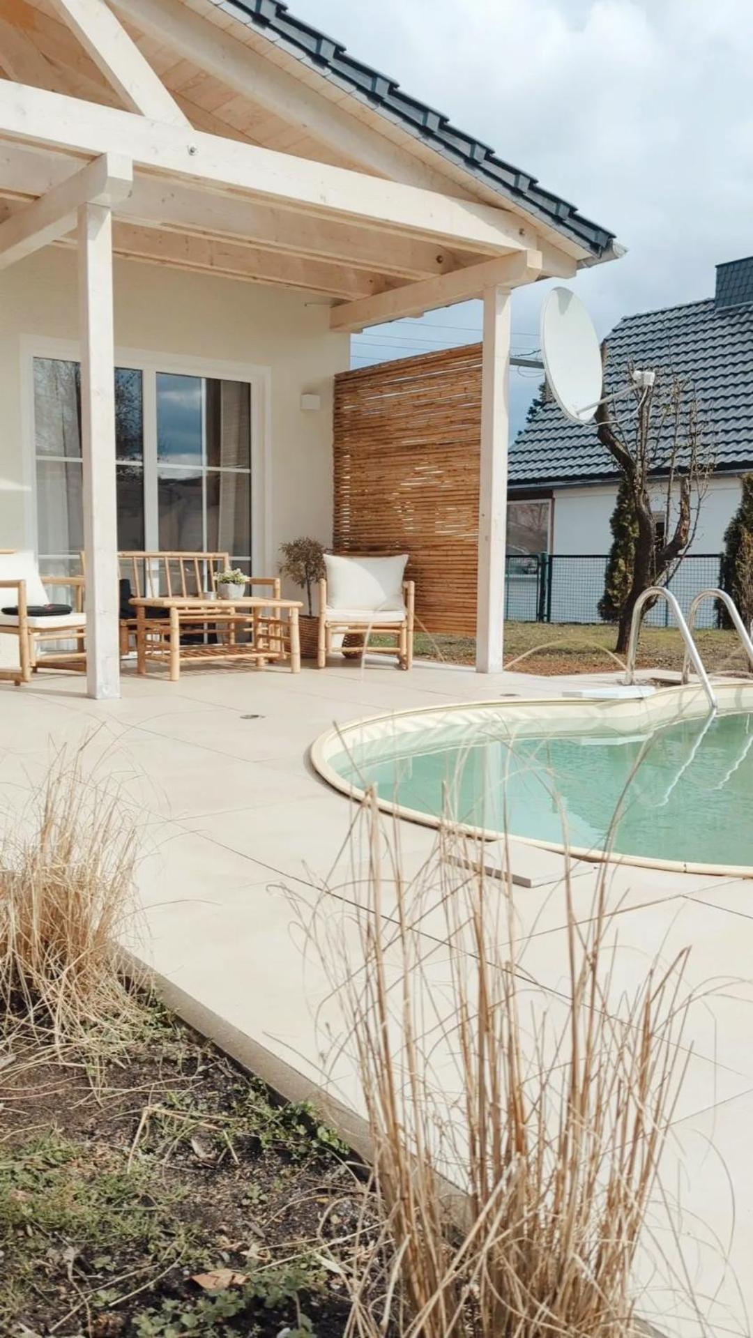 Mabe Villa Lauta Ngoại thất bức ảnh